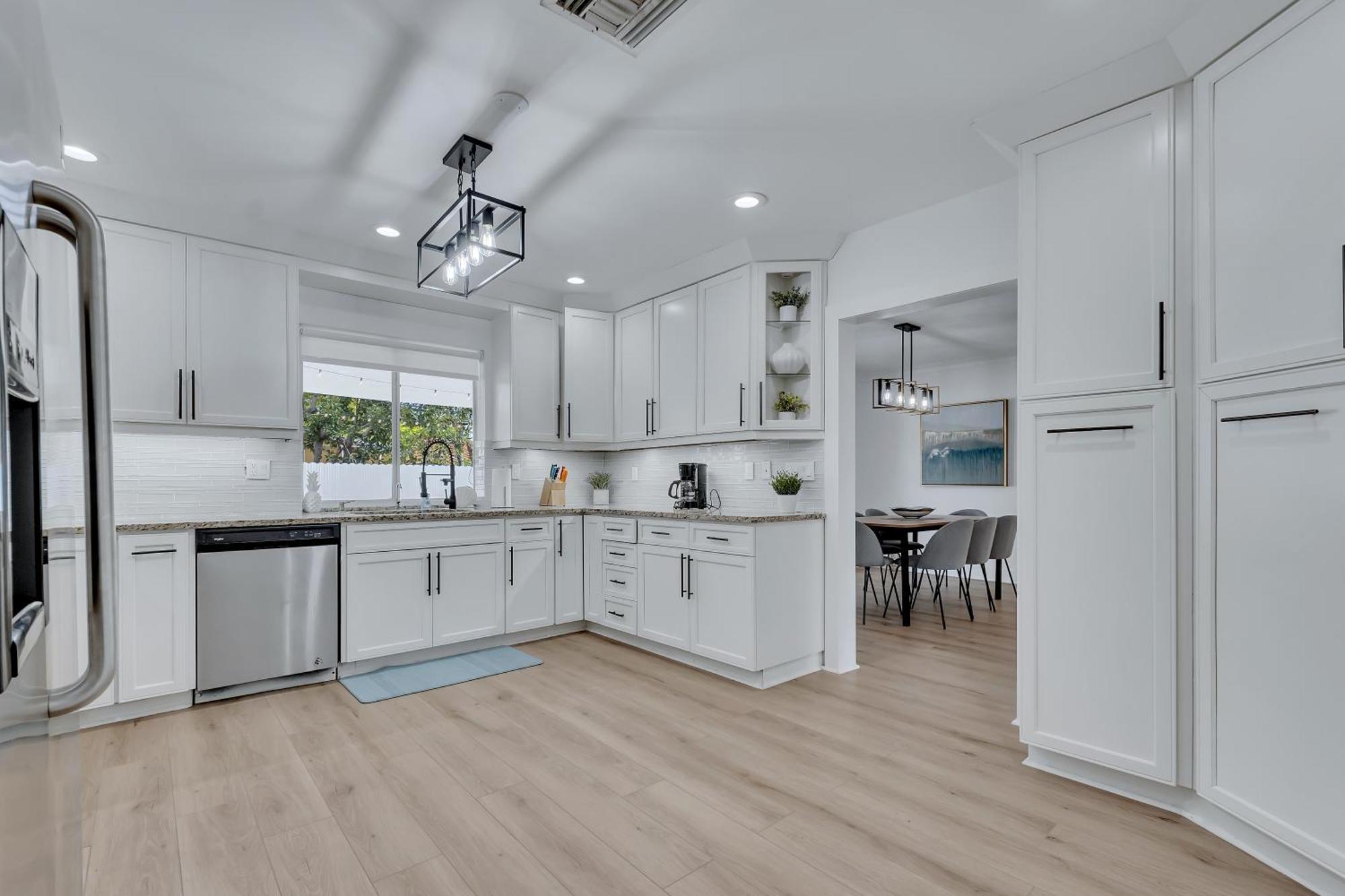 Gated Blanca 5br 3ba With Heated Pool & Bbq Apartment